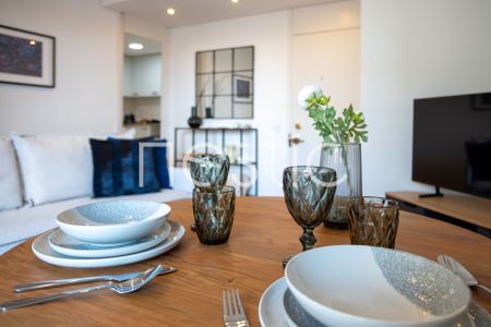 Apartamento de alquiler en Calle de O'donnell, 4, Ibiza de Madrid - Photo 2