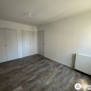 Location Appartement 2 pièces 57m² CARMAUX 81400 - Photo 2