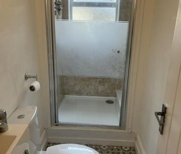 3 bedroom terraced house to rent - Photo 6
