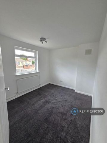 2 bedroom bungalow to rent - Photo 2