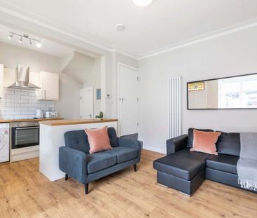 5 bedroom house to rent - Photo 2