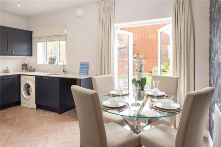 3 bedroom semi-detached house to rent - Photo 3