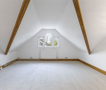 Effingham Road, Long Ditton, Surbiton, Surrey, KT6 flat to rent - Photo 3