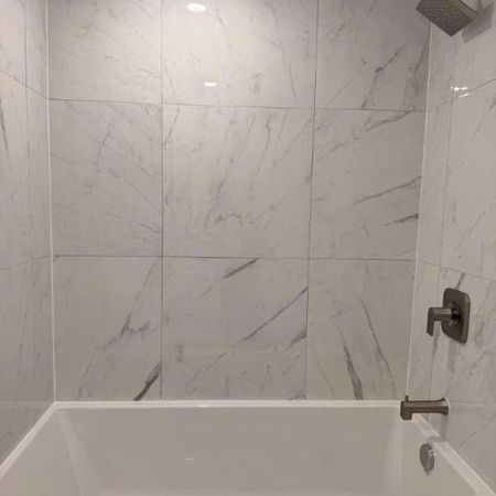2 CH - 1 SDB - Montreal - $1,600 /mo - Photo 4