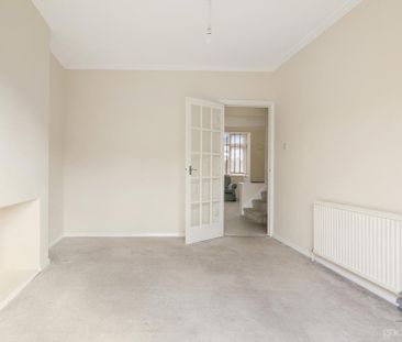 3 bedroom end of terrace house to rent - Photo 3