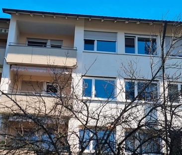 Vermietet wird eine schöne renovierte 3 Zimmer Wohnung in Singen - Foto 1