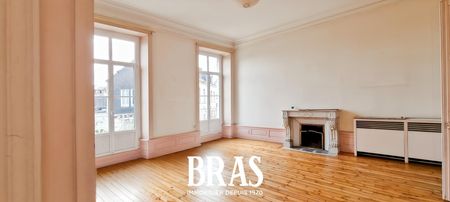 Location Appartement 6 pièces 211m² VANNES 56000 - Photo 2