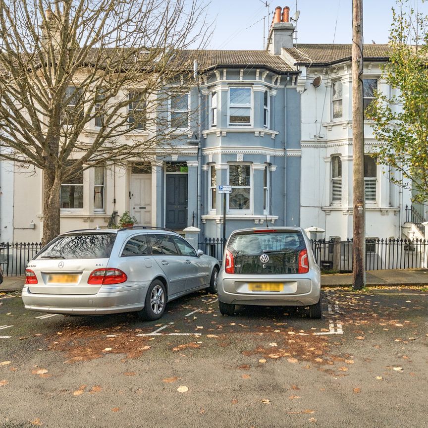 4 bedroom terraced maisonette to rent - Photo 1