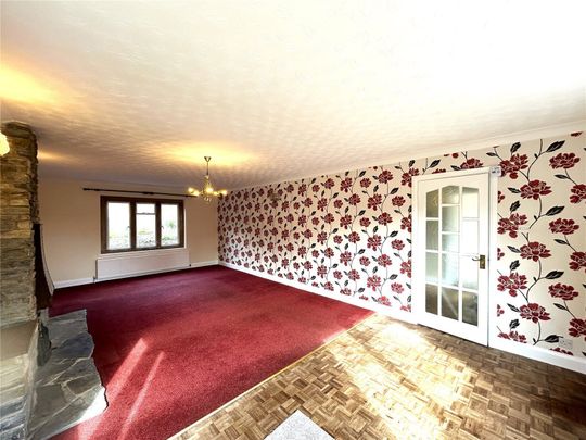 Love Lane, Ilminster, Somerset, TA19 - Photo 1