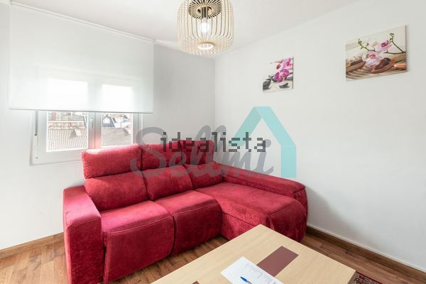 Alquiler de piso en Menéndez Pelayo - Photo 1