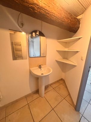 NIMES CENTRE ECUSSON- T2 BIS de 42.78 m2 ., - Photo 1