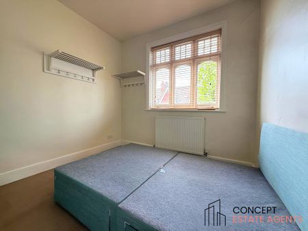6 bedroom terraced house to rent - Photo 3