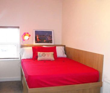 4 bedroom flat to rent - Photo 4