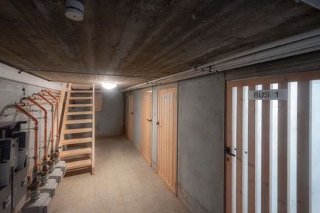 Steenweg op Antwerpen 21 bus 3, Turnhout - Photo 2