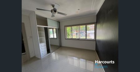 LARGE 4 BEDROOM HOUSE FOR LEASE - Photo 5