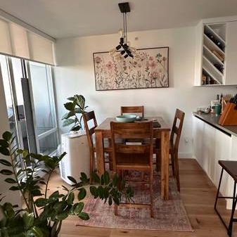 Fully Renovated Spacious Furnished One Bedroom with Stunning View - Photo 3