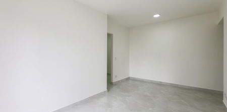 Apartamento para alugar com 60m², 2 quartos e 1 vaga - Foto 2