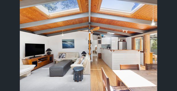 Desirable Durras - Photo 1