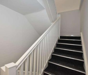 Mealhouse Lane, Bolton, Lancashire, BL1 - Photo 4