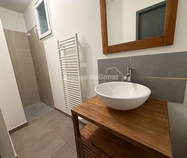 Location Maison 3 pièces 63m² - Photo 2