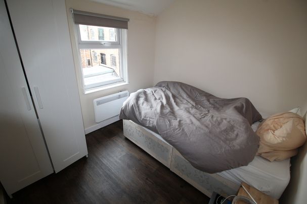 1 Bed Student Accommodation - Photo 1