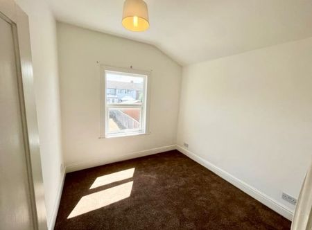 3 Bed Terraced House, Dundee Road, SE25 - Photo 5