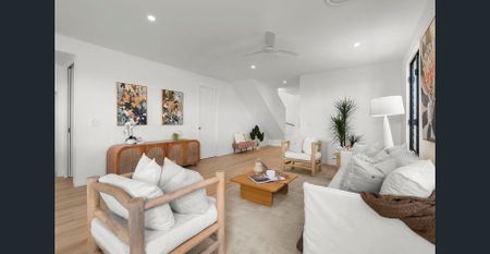 Brand new duplex with a heated pool, only 250m to the beach. - Photo 2