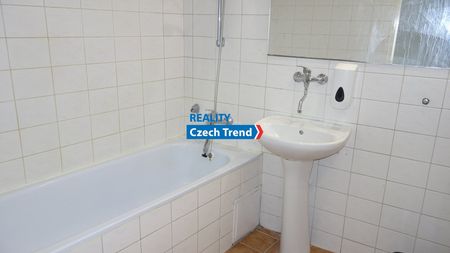Pronájem bytu 4+1 137 m² - Photo 2