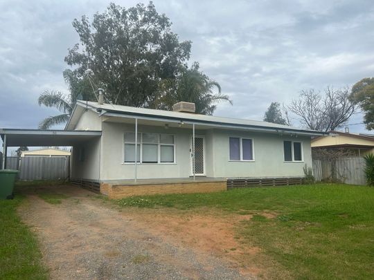 Beautifully Renovated 3 Bedroom Home - Photo 1