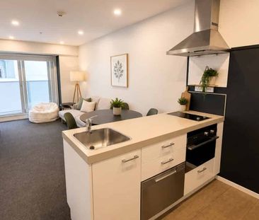 Furnished Soho on 12th Floor - Photo 2