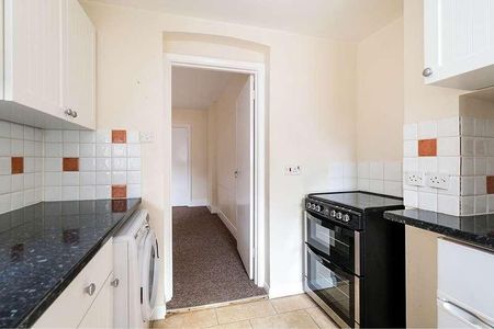 Priory Road, Tonbridge, Kent, TN9 - Photo 3