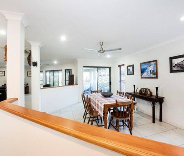 STUNNING FAMILY HOME IN SOUGHT AFTER ESTATE - Photo 4