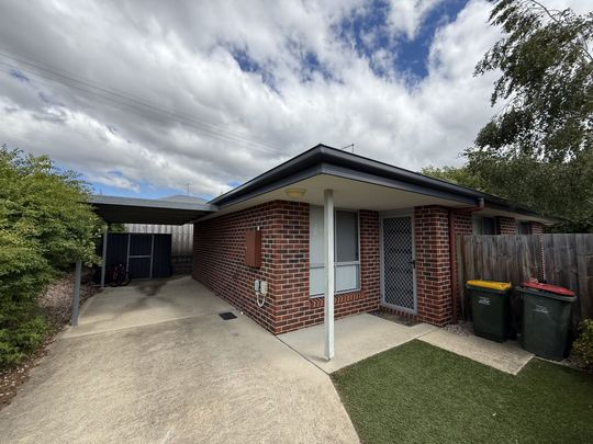 Tidy two bedroom unit, Live Here! - Photo 1