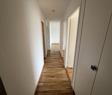 Appartement de 3 pièces partiellement rénové - premier loyer offert - Photo 5