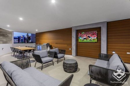 2B2B Apartment in The Foundry â Woolloongabba - Photo 2