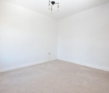 2 bedroom House To Let - Photo 6