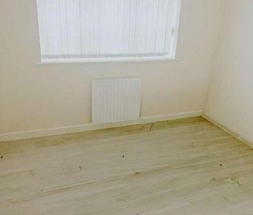 Victoria Court, Victoria Lane, Manchester, Lancashire, M45 - Photo 3