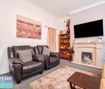 2 bedroom House To Let Total Size: 678 SQ FT - Photo 3