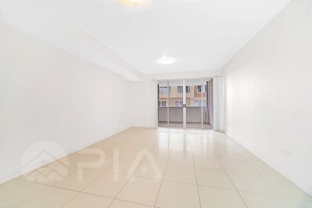 B108/19-21 Church Ave MASCOT - Photo 2