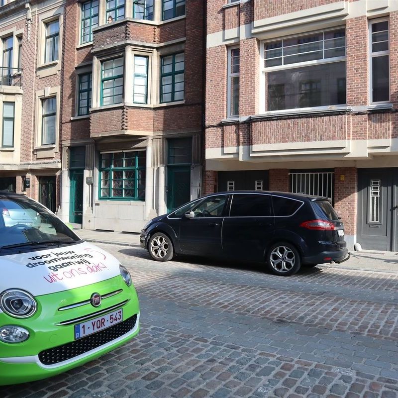 Appartement te huur in Berchem voor € 1.045 met 1 slaapkamer - foto 1