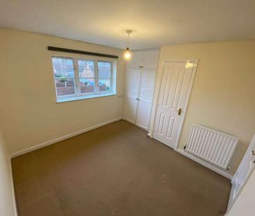 The Gardens, Middleton, Leeds, LS10 - Photo 2