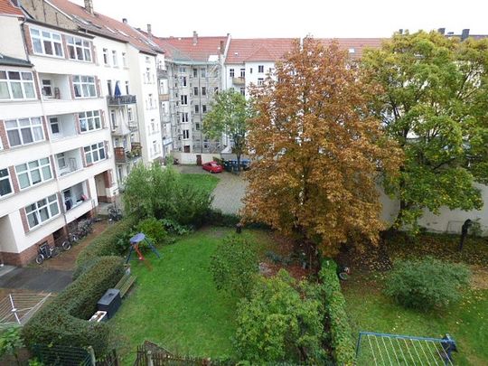 Erstbezug nach Reno- Vierraumwohnung mit Balkon - Foto 1