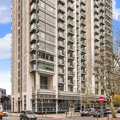 Apartment to rent in Pan Peninsula Square, London - Photo 1