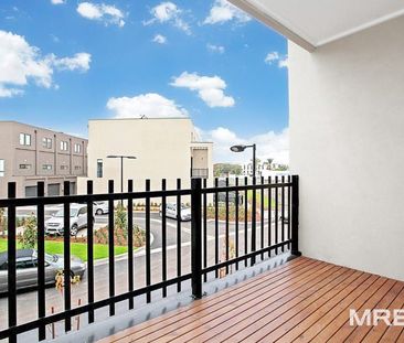 Chic tri-level living in Maidstone - Photo 4