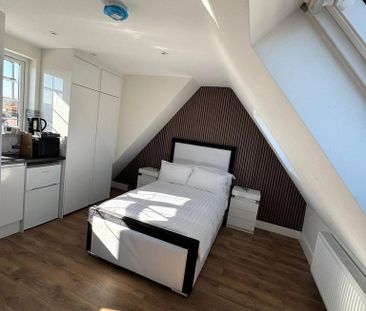 1 bedroom semi-detached house to rent - Photo 4