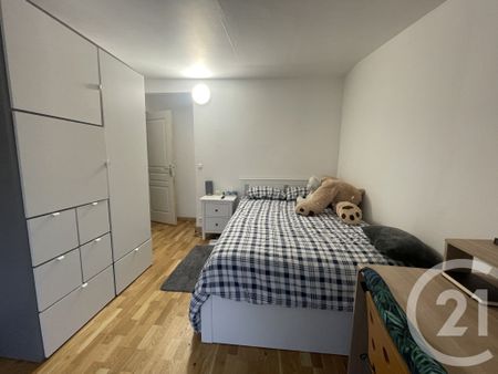 Location Maison 5 pièces 103m² SOUPPES SUR LOING 77460 - Photo 2