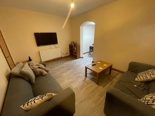 De Beauvoir Road - Photo 1