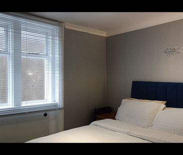 1 Bed Flat, Marine Parade, BN2 - Photo 6