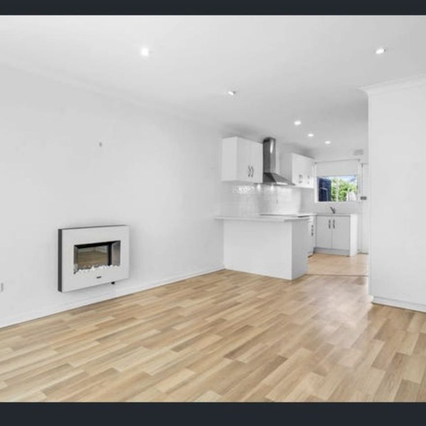 For Rent WellLocated Quiet Comfortable Home - Photo 1