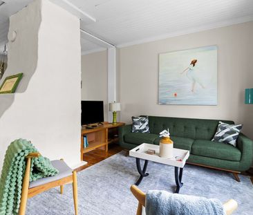 Bond Street - Photo 2